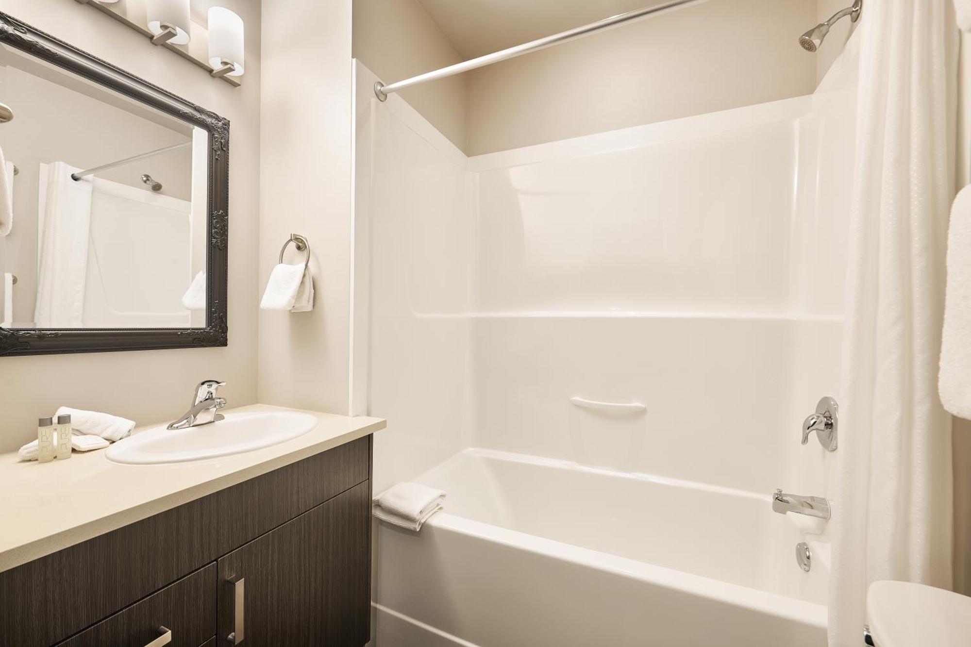 Solo Suites Лангфорд Экстерьер фото